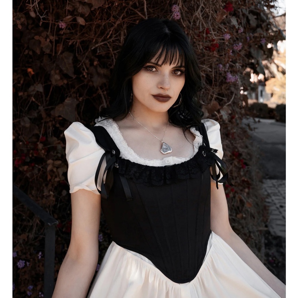 Lively Ghosts Thistlebloom Black Corset-NWT, XL - Picture 9 of 13